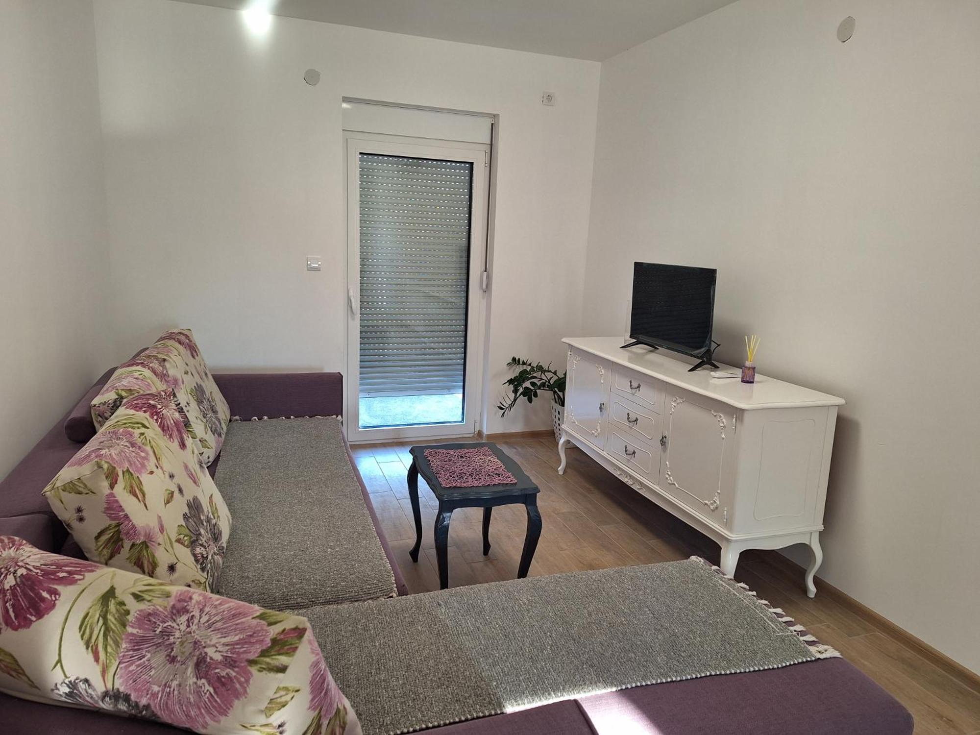 Expo Airport Otel Surčin Zewnętrze zdjęcie